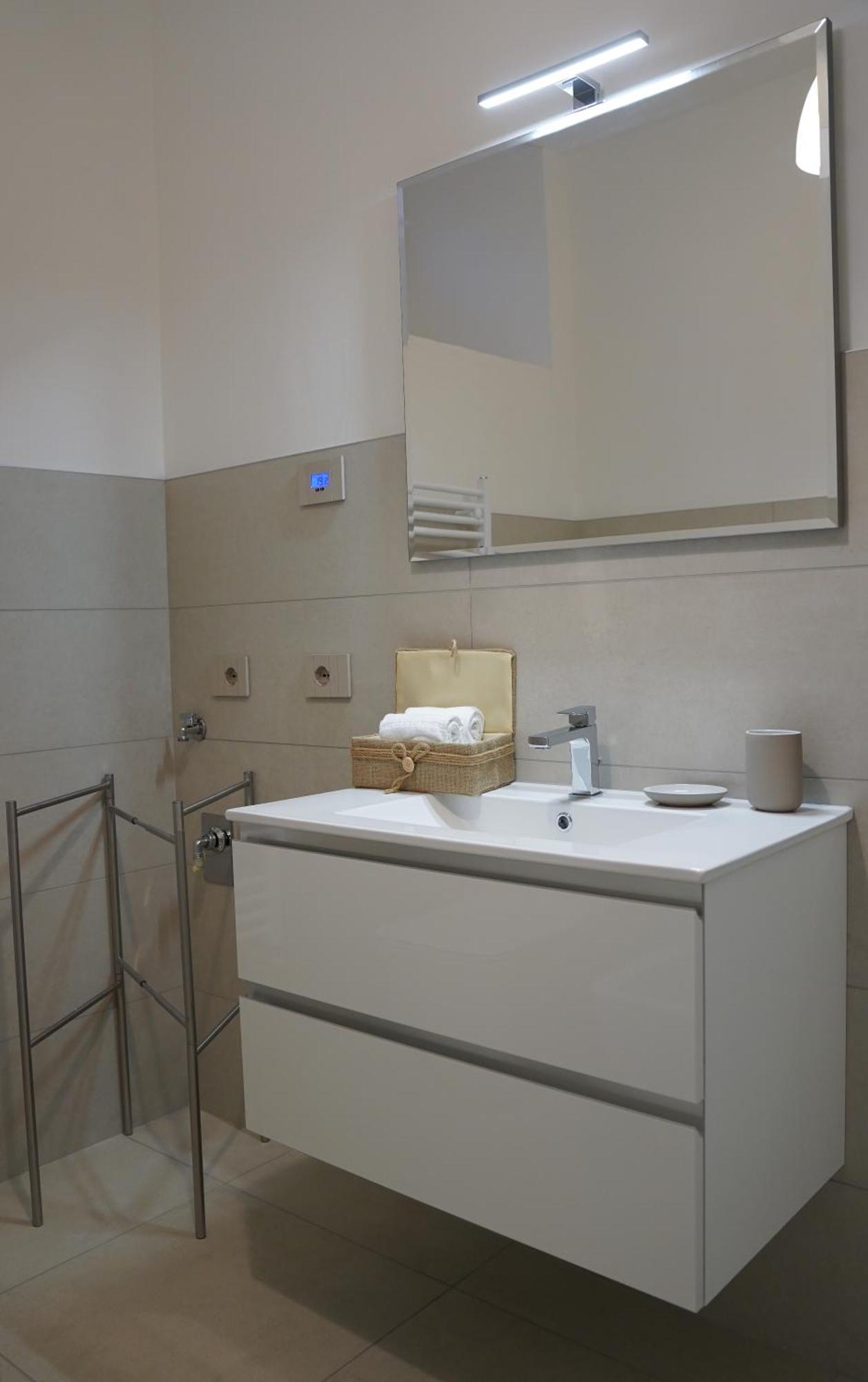 Monumentale M5 Apt - 6 Ospiti & Famiglie Con 2 Bagni E Suite ミラノ エクステリア 写真